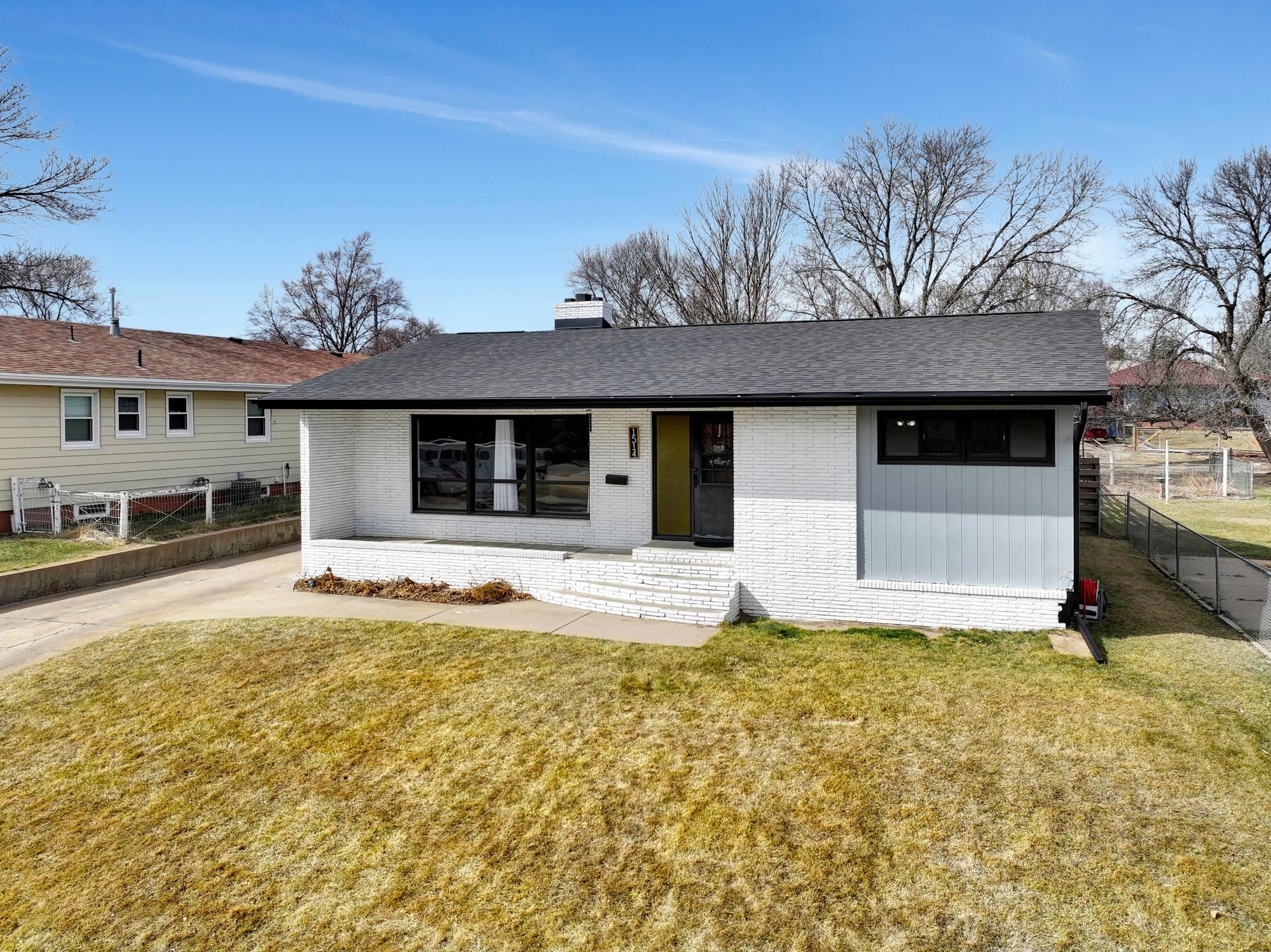 1514 W 2nd Street
