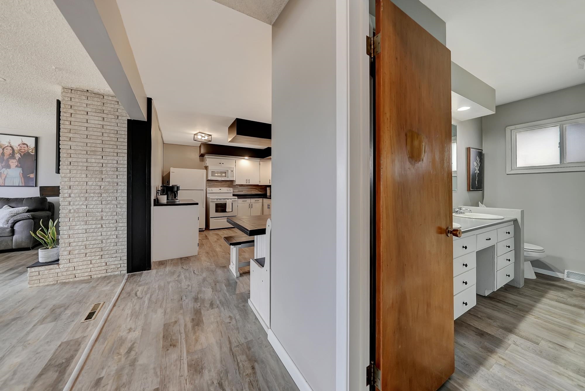 1514 W 2nd Street