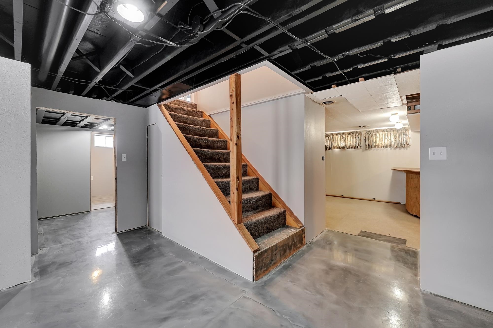 1514 W 2nd Street