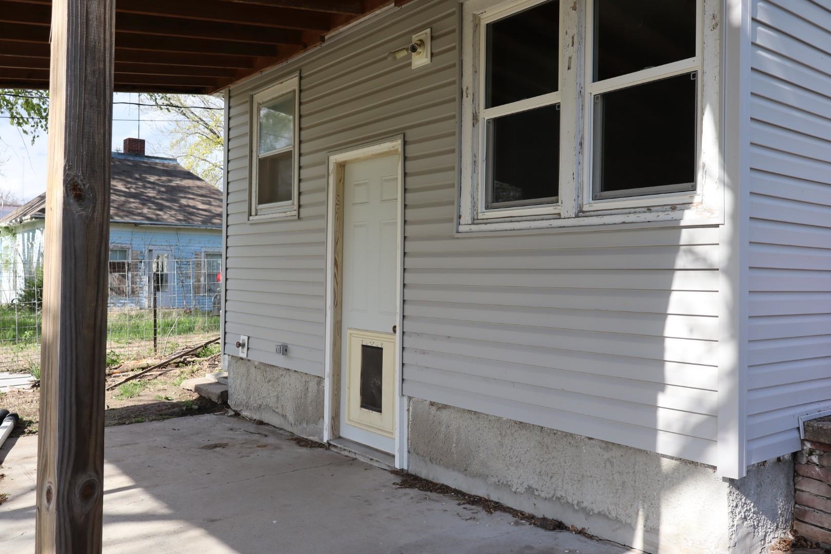 423 N 4th Street