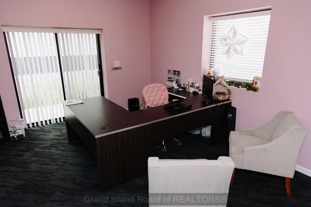 820 Bronze Road