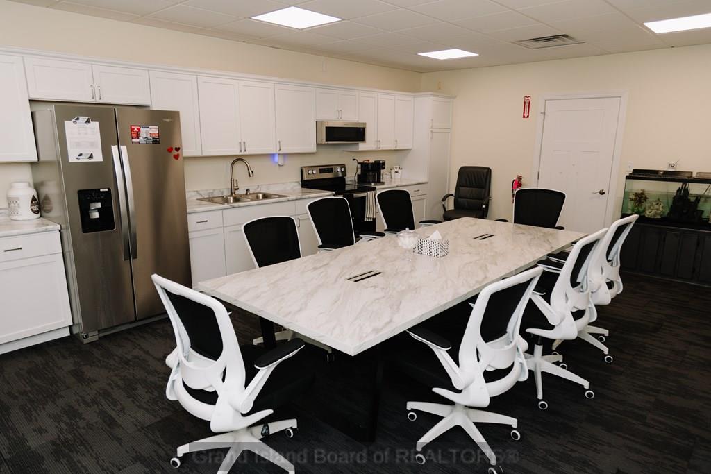820 Bronze Road