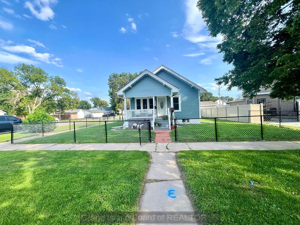 1403 W 4th Street