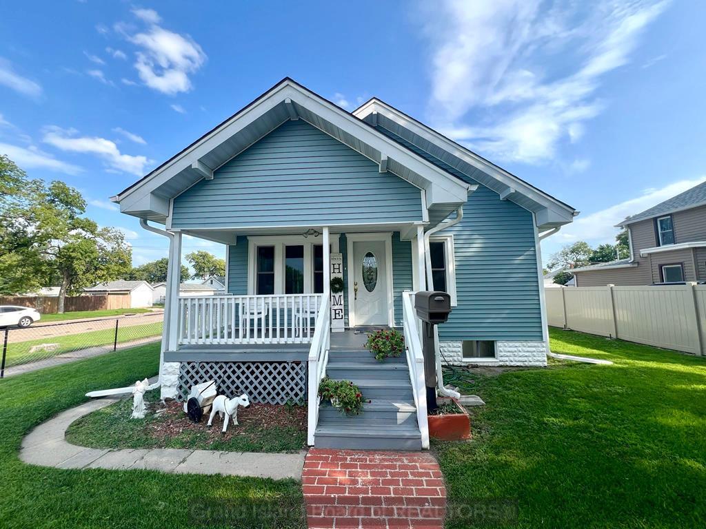 1403 W 4th Street