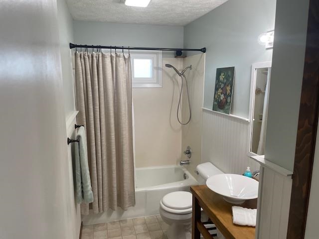 307 W 36th Drive