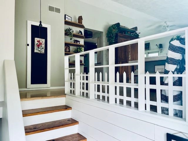 307 W 36th Drive