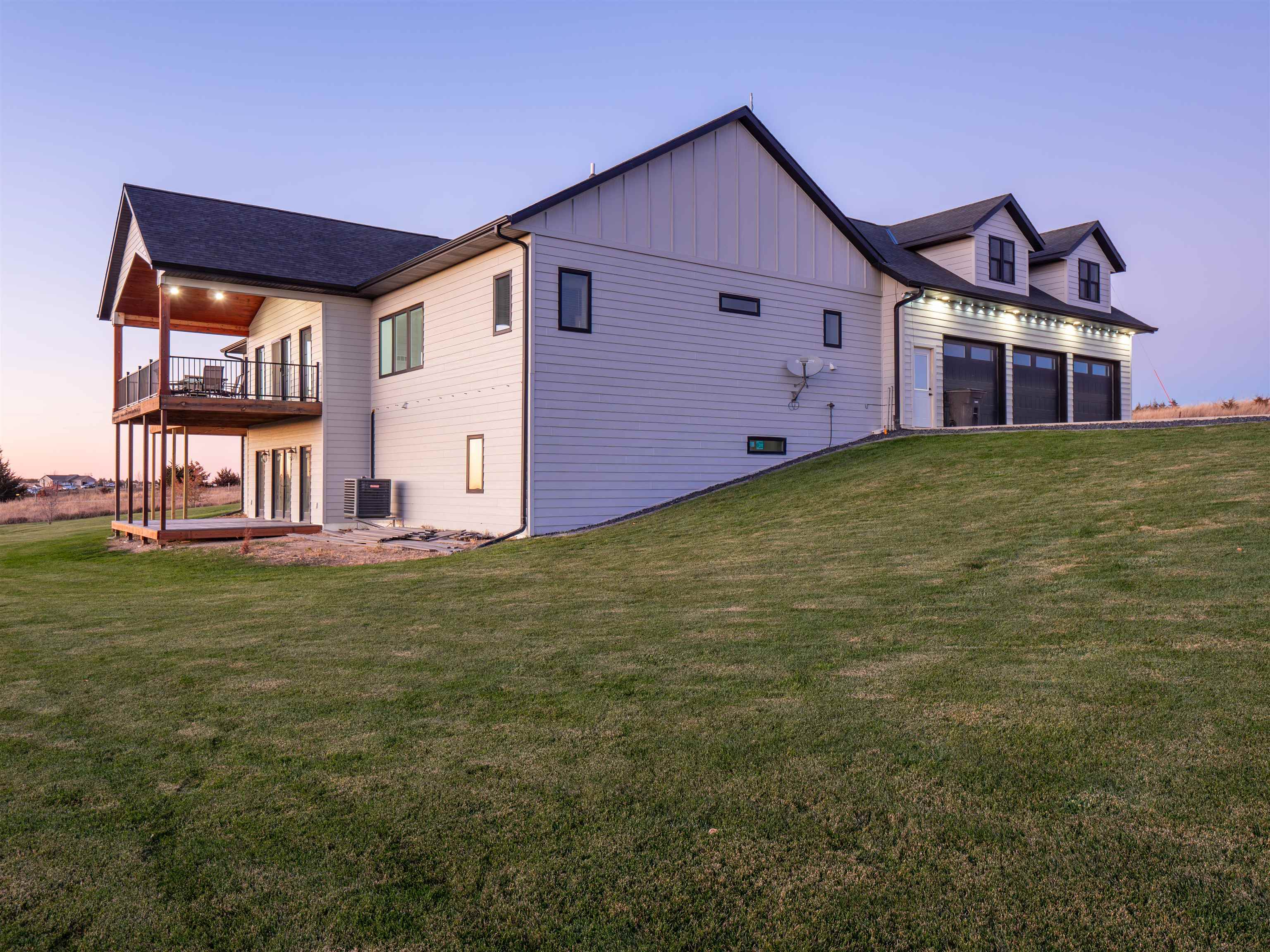 8109 Hidden Hills Road