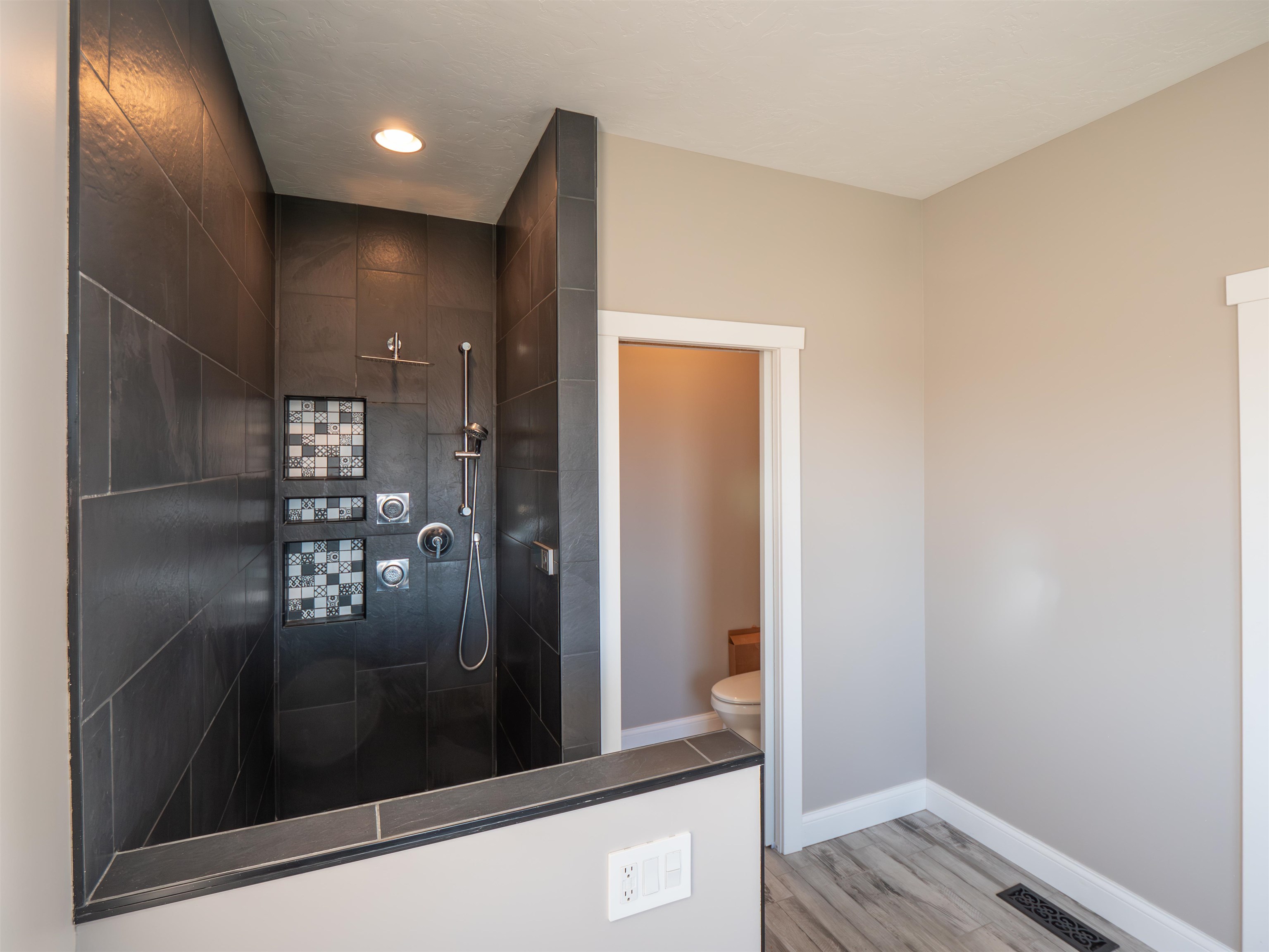 8109 Hidden Hills Road