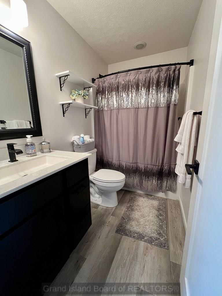 4346 Leon Circle