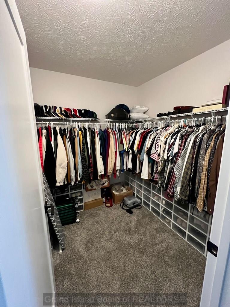 4346 Leon Circle