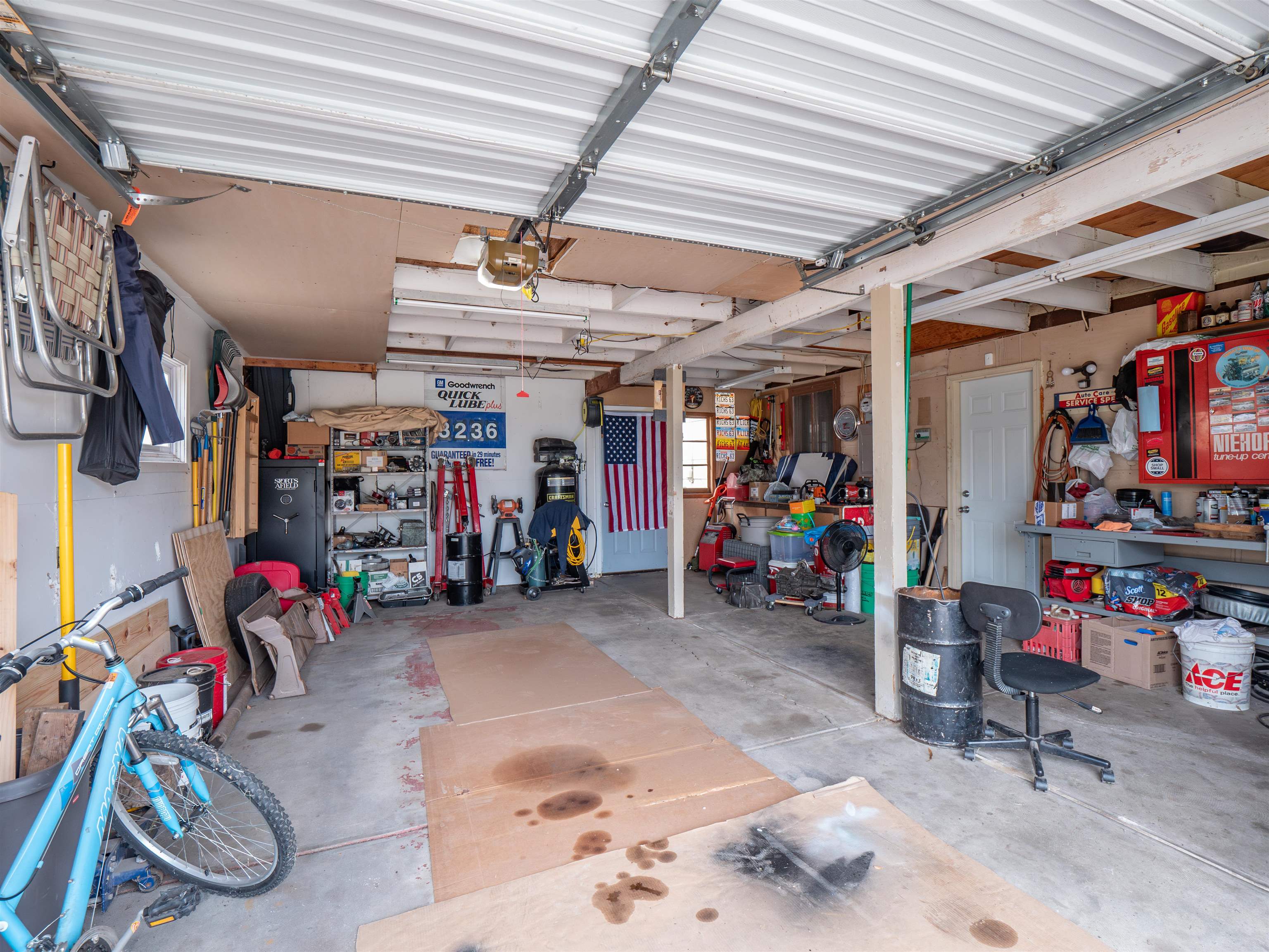 302 W 37th St.