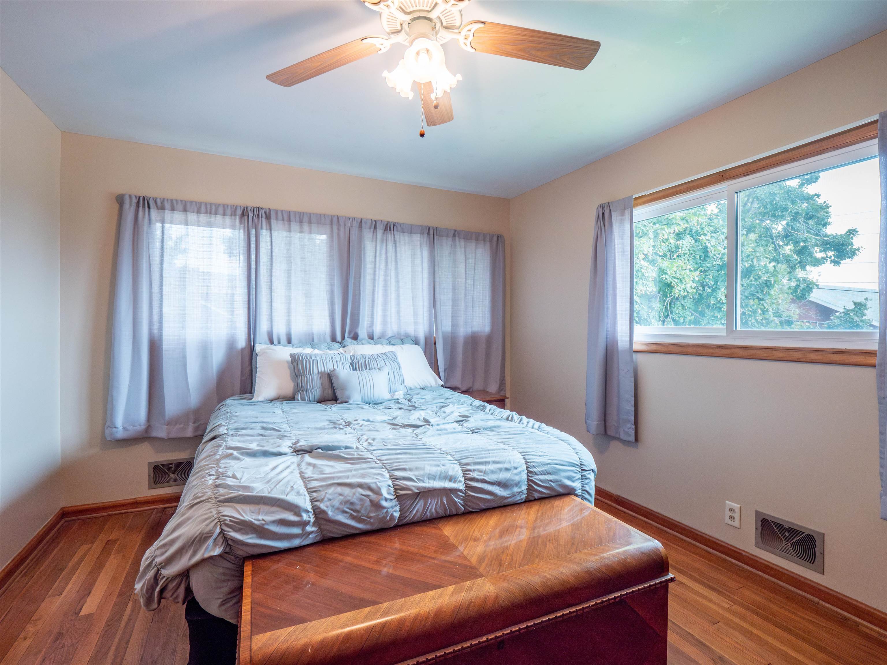 302 W 37th St.