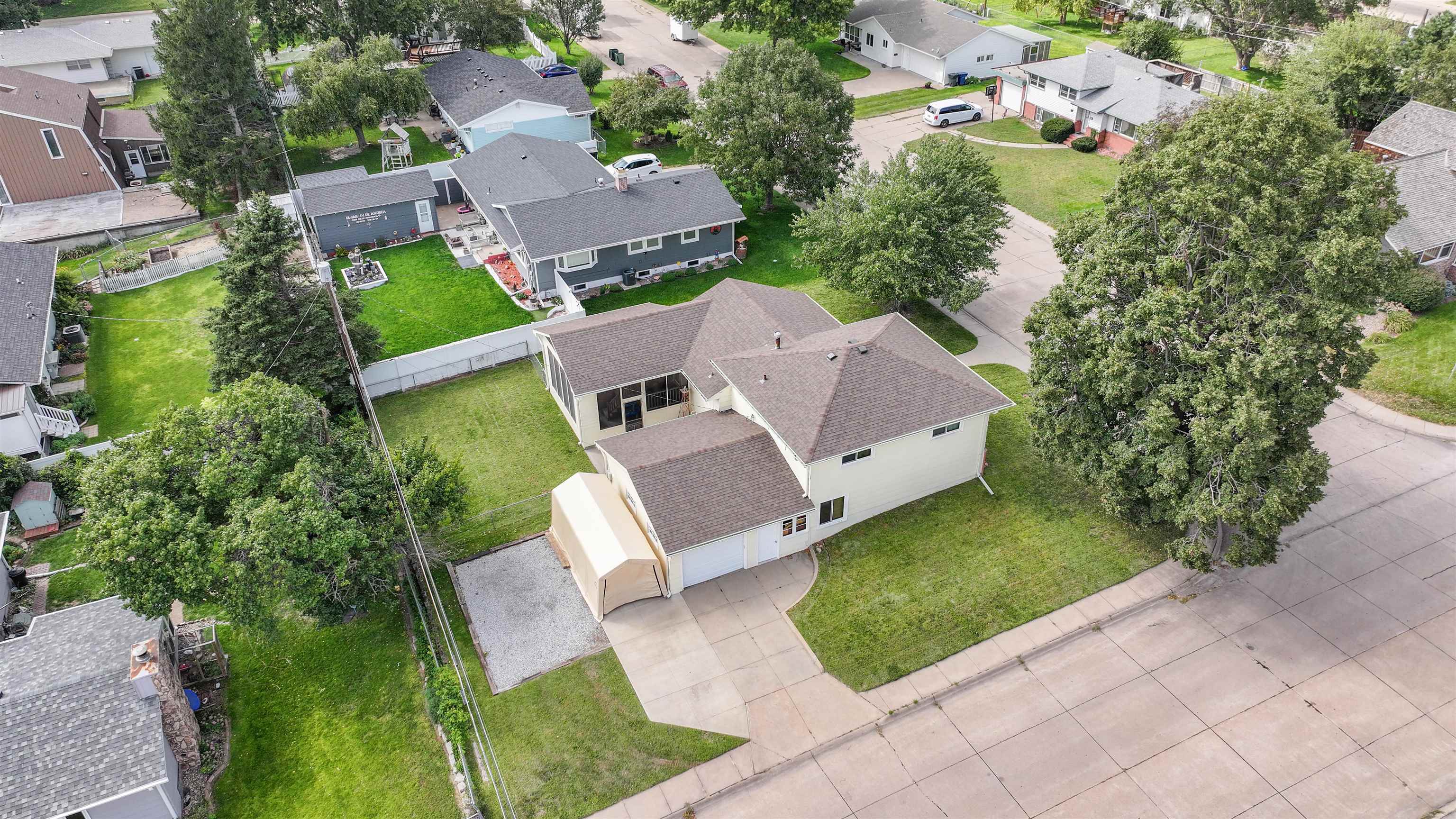 302 W 37th St.