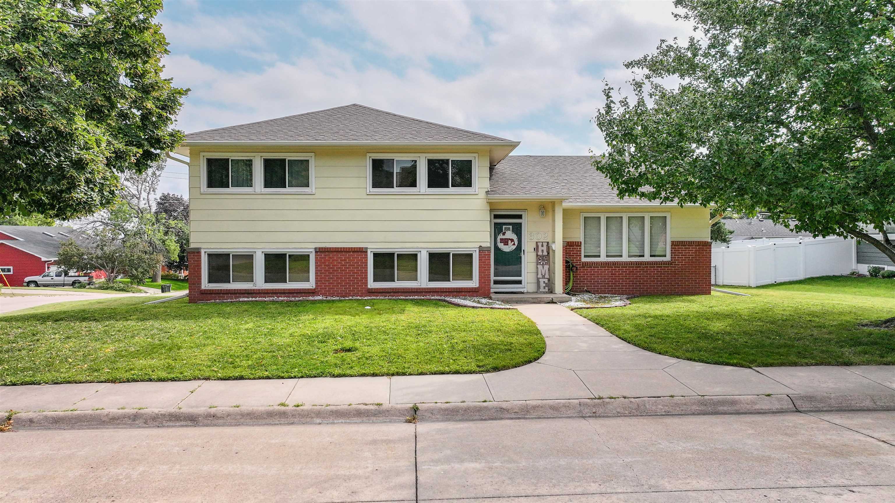 302 W 37th St.