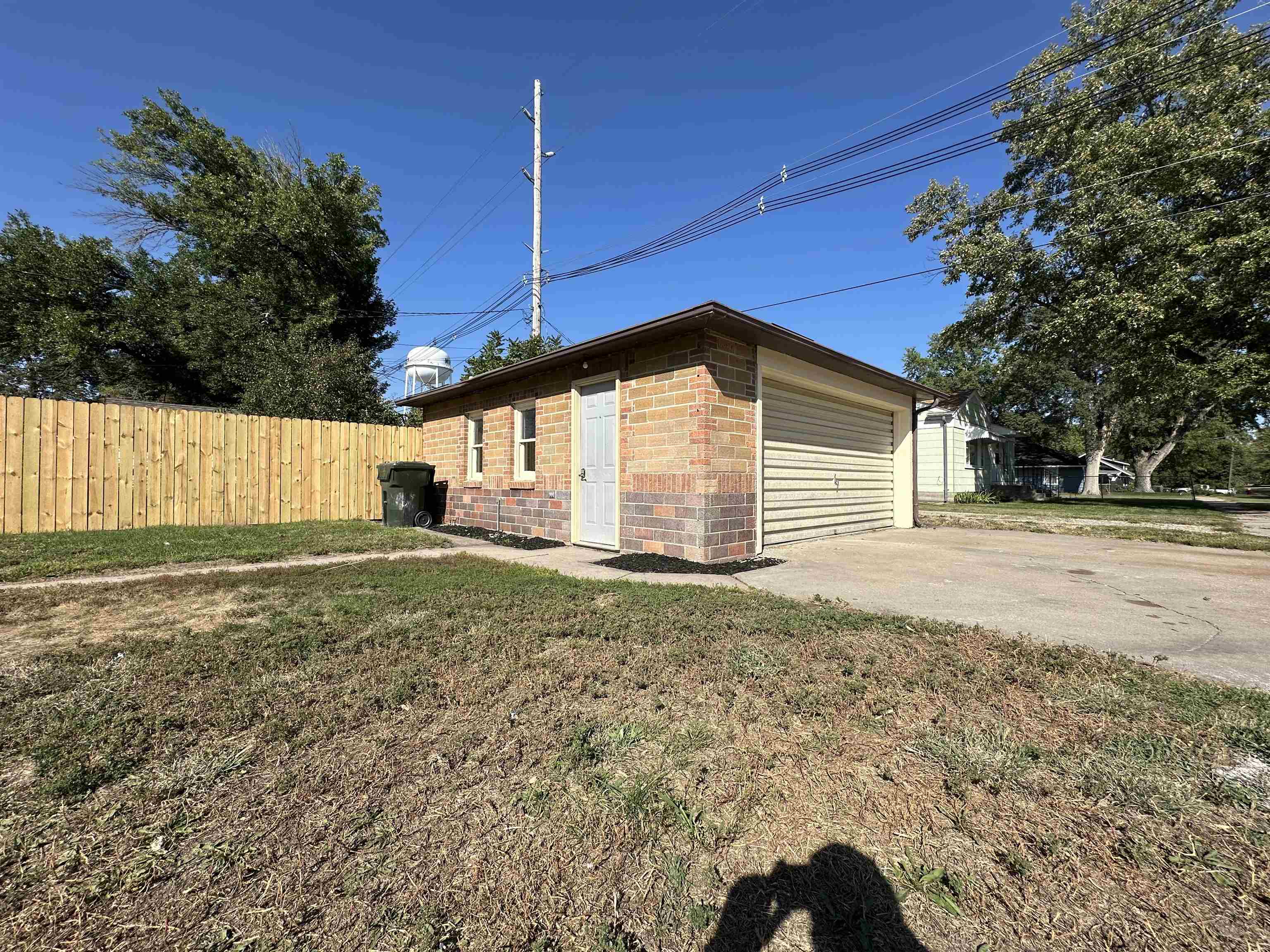 710 N Minden Avenue