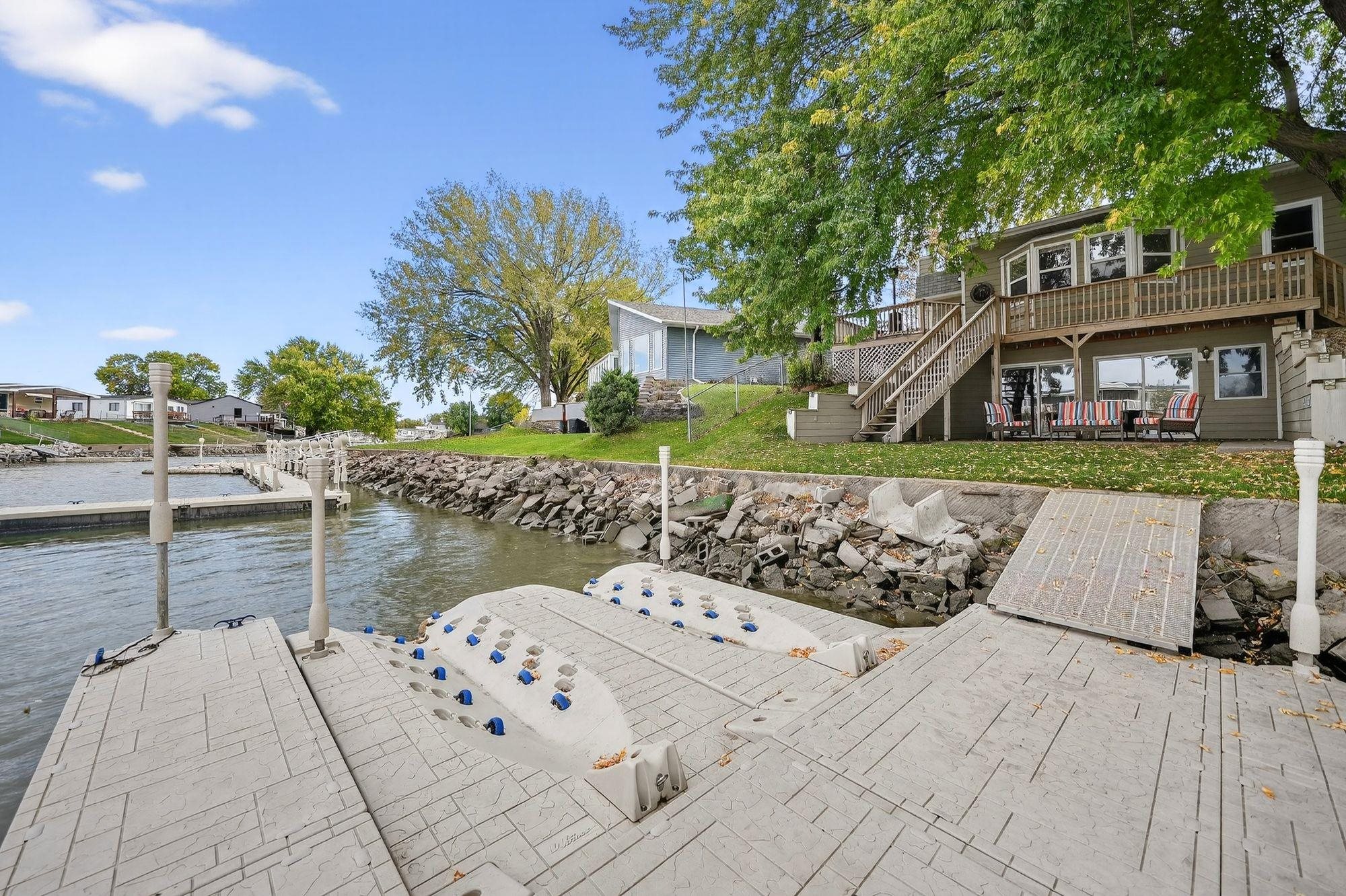 95 Lakeview Acres Dr