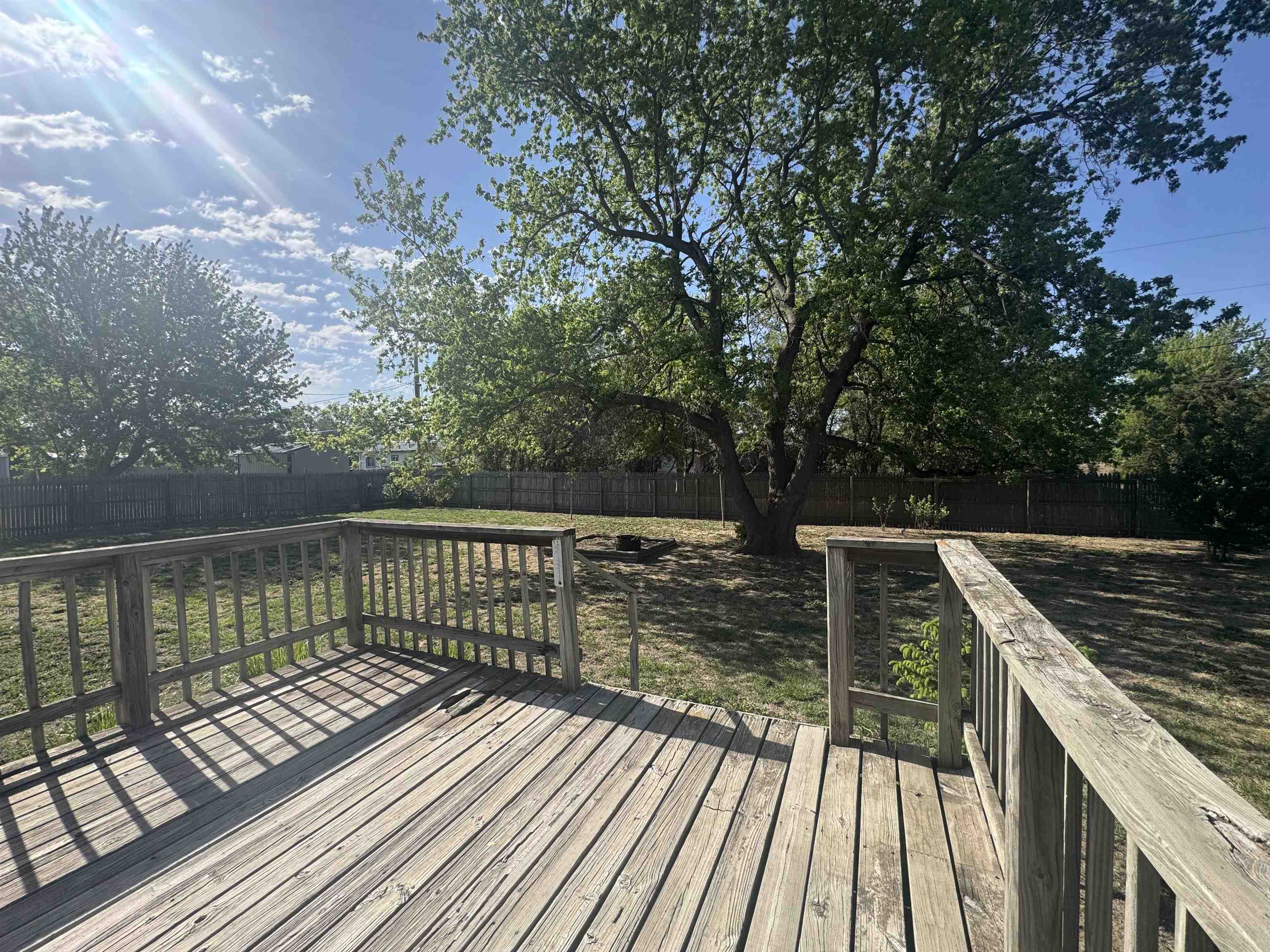 16 N Rushmore Drive