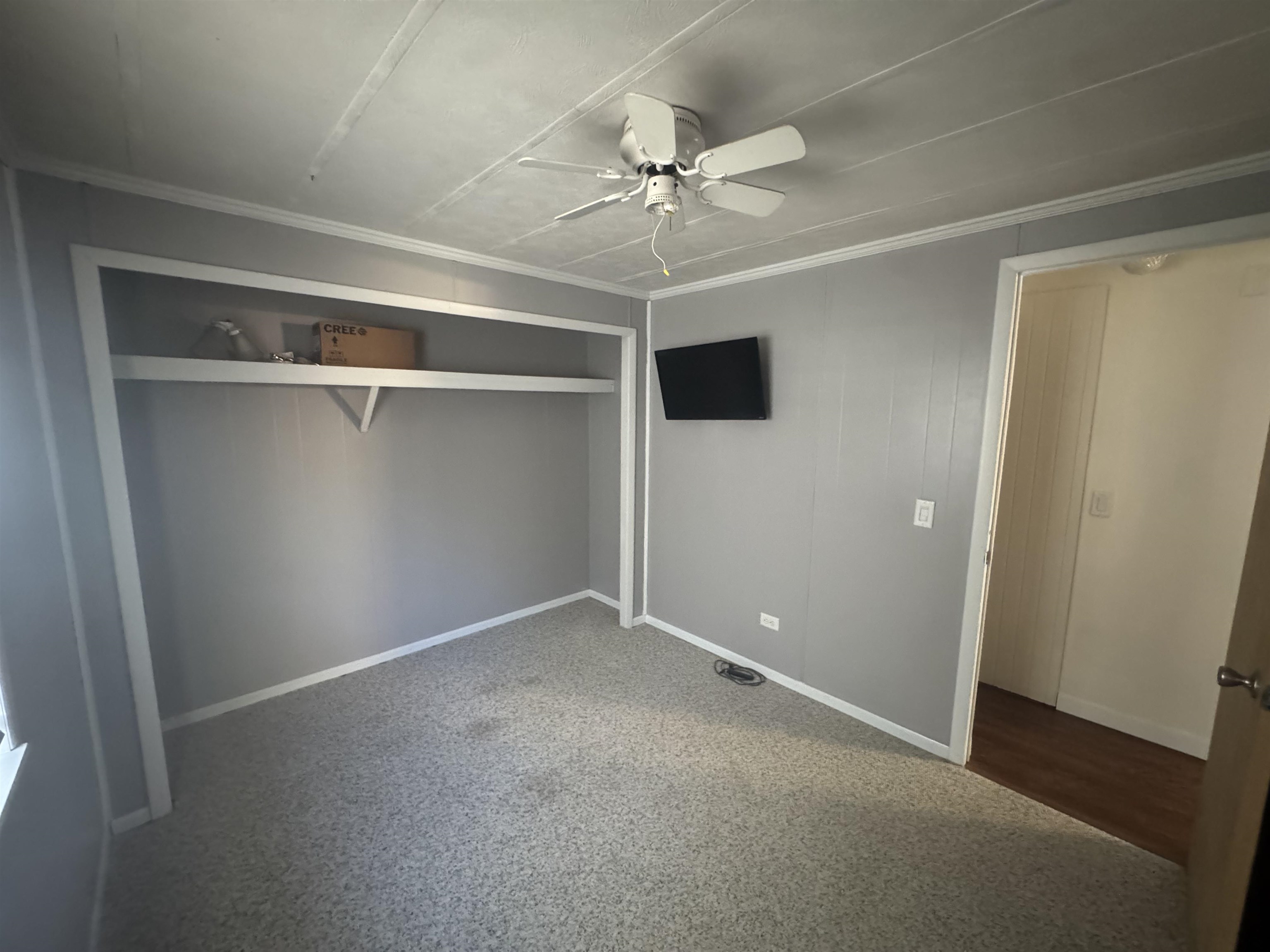 16 N Rushmore Drive