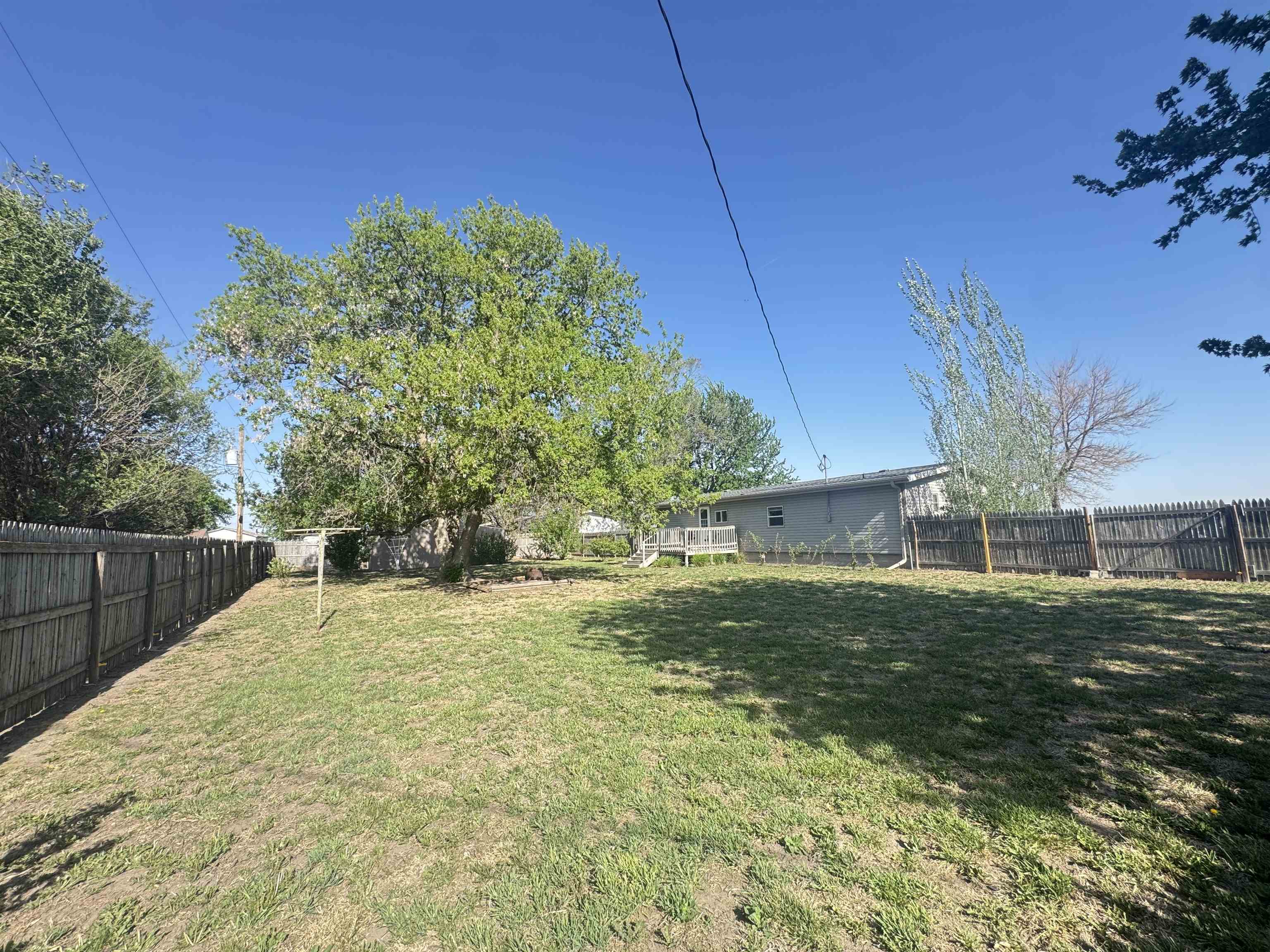 16 N Rushmore Drive