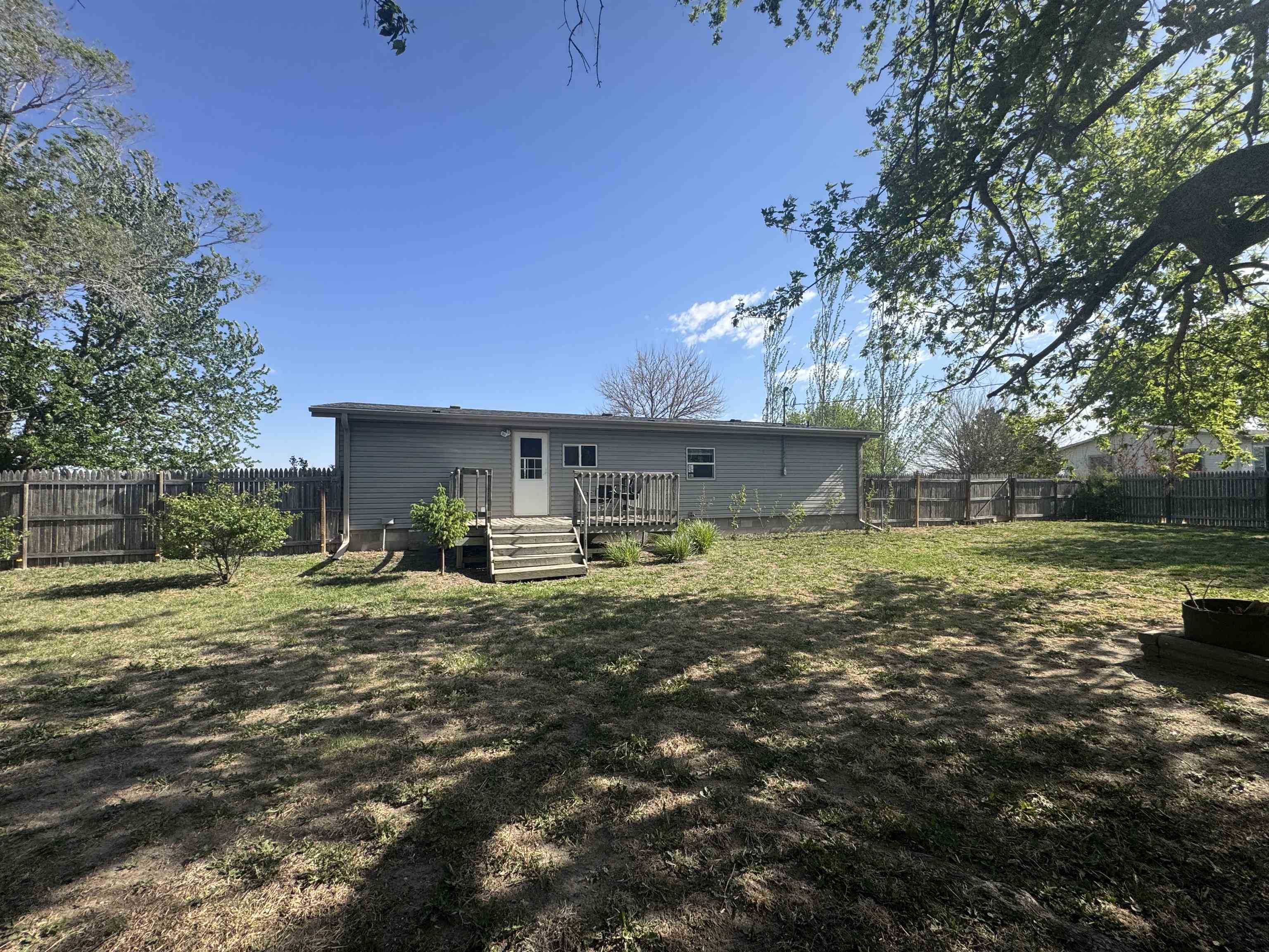 16 N Rushmore Drive