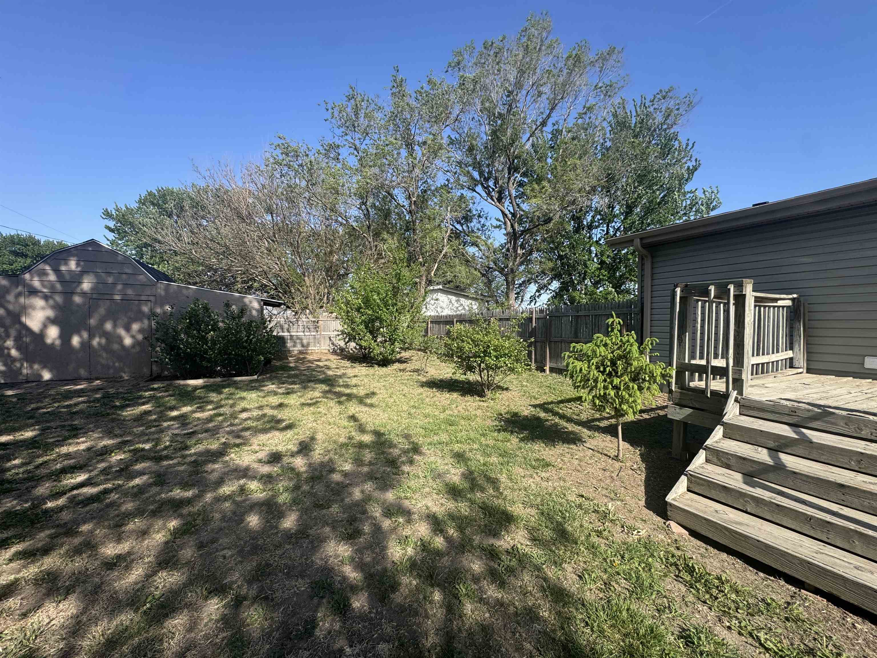 16 N Rushmore Drive