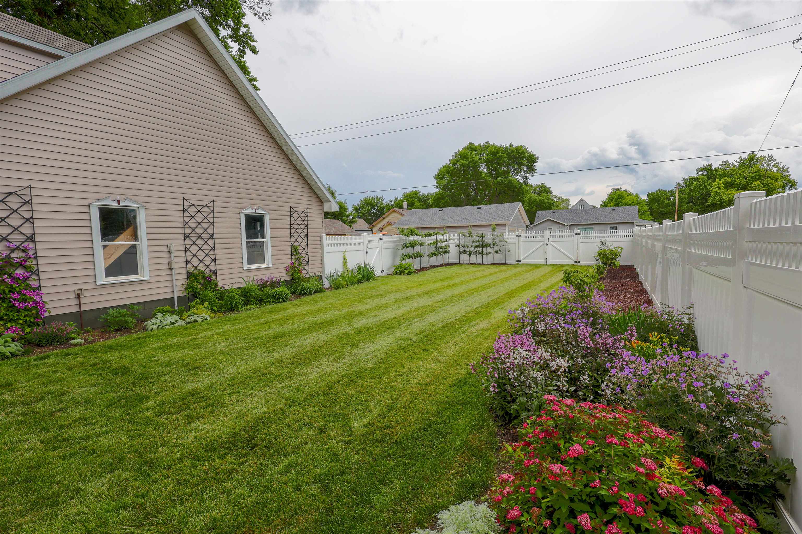 1202 Main Street