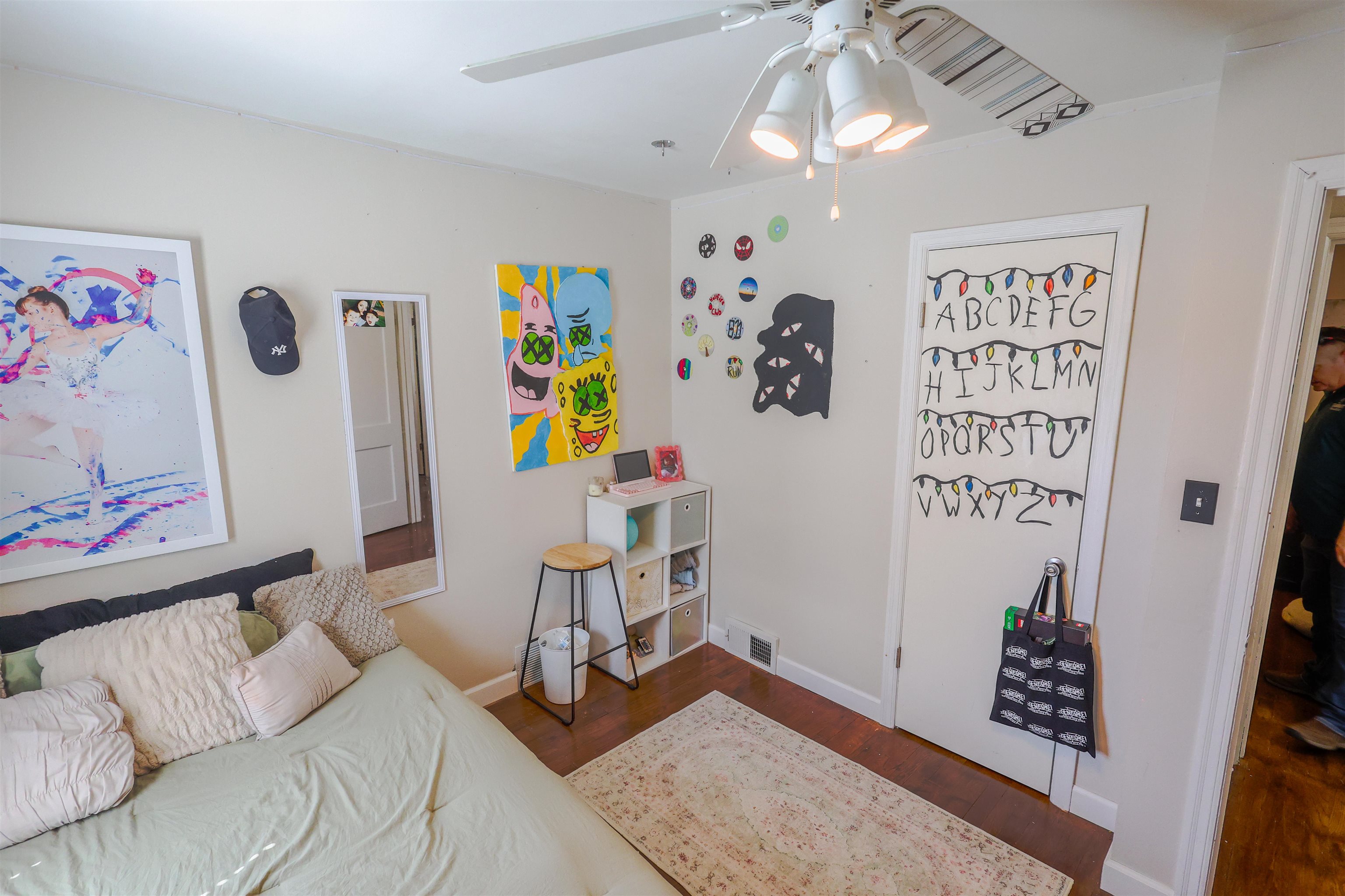 206 E 28th St.