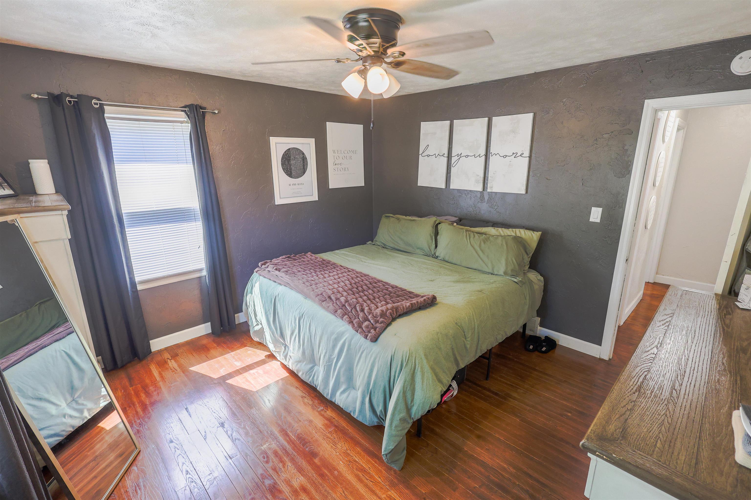 206 E 28th St.