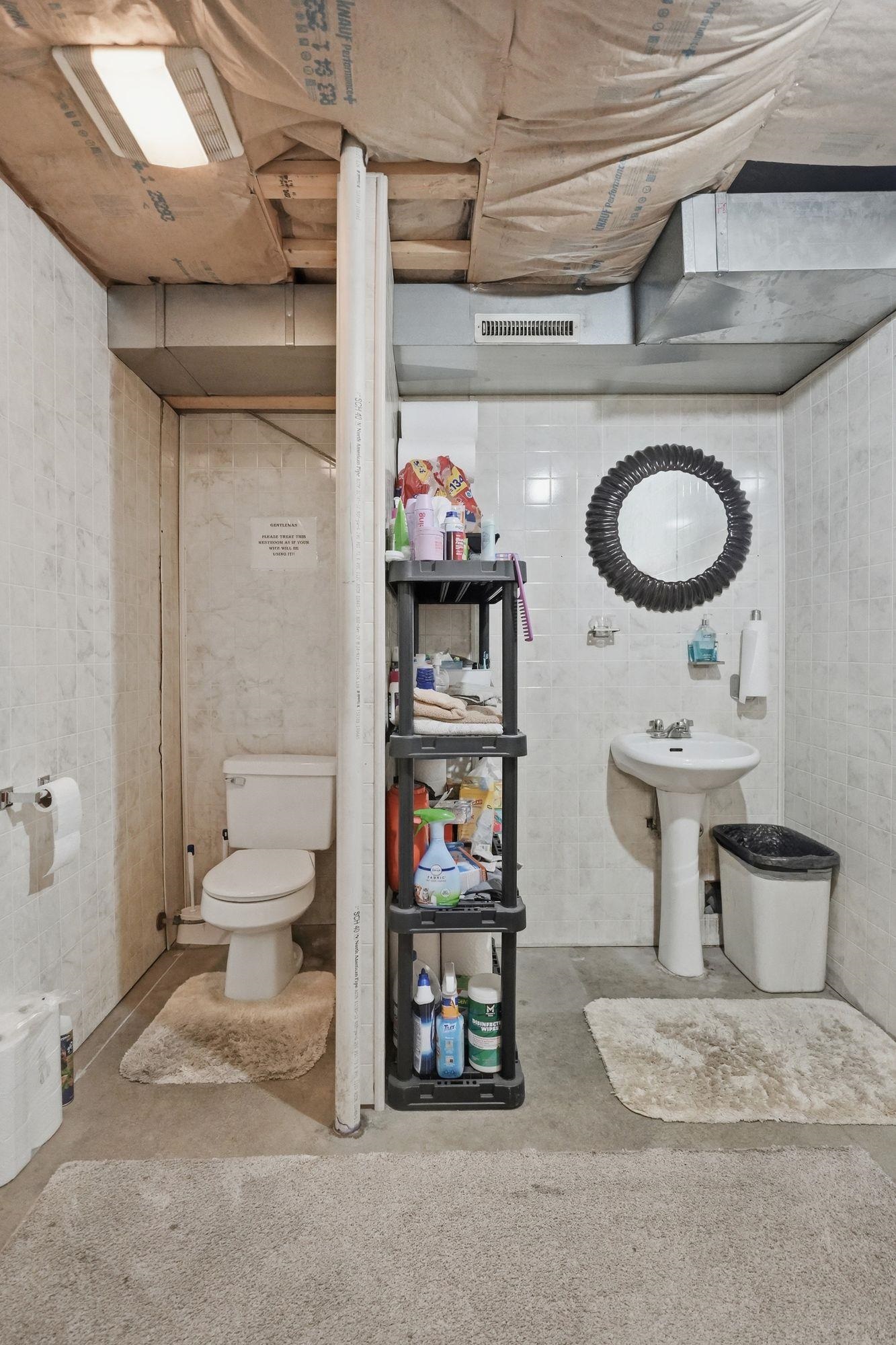 1806 W A St.