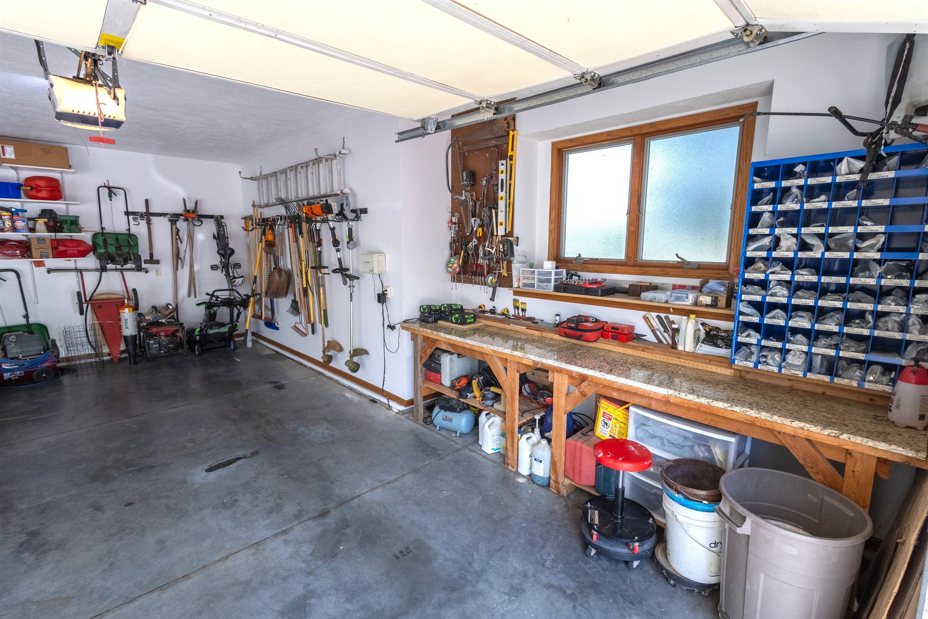 2607 W 43rd Street
