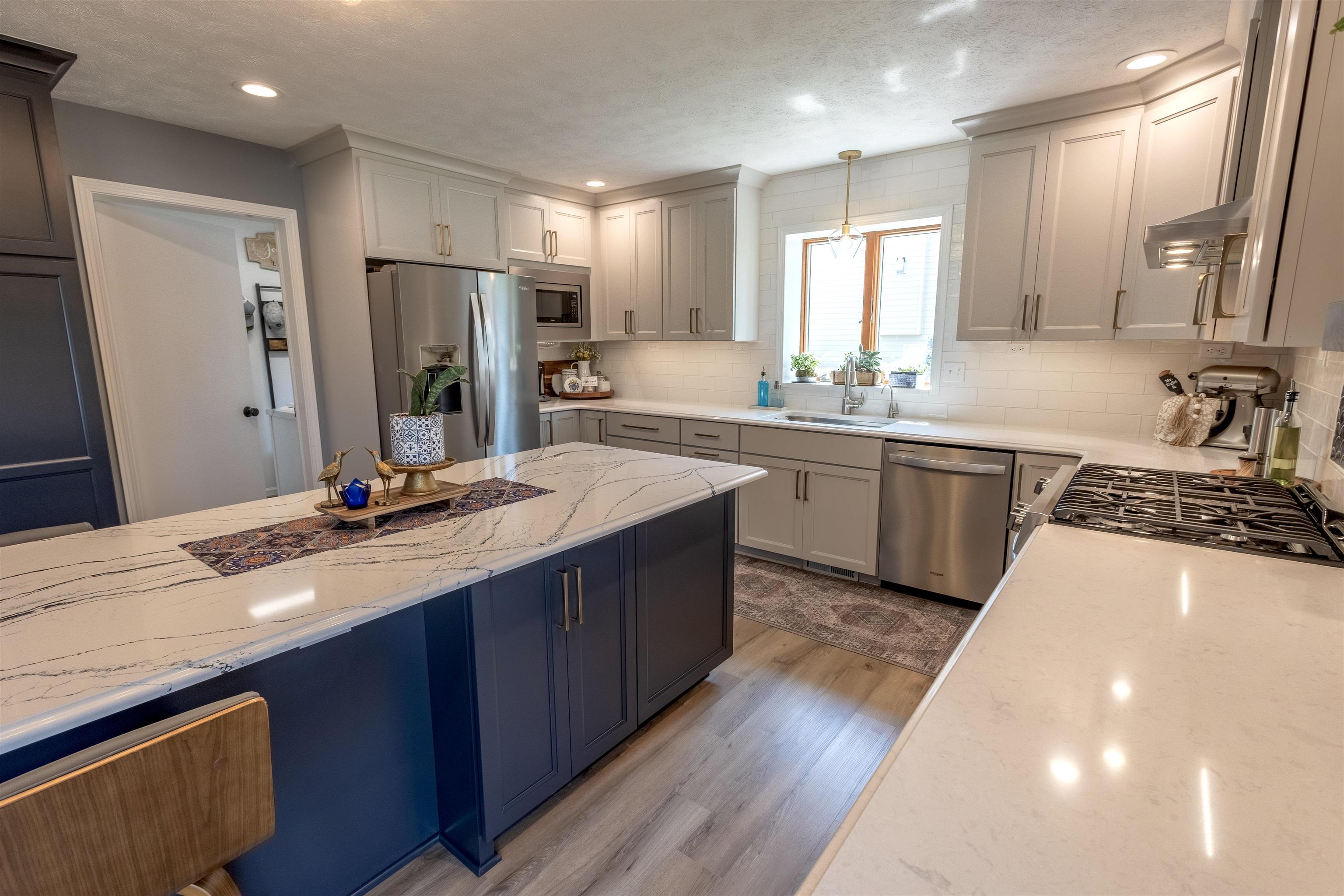 2607 W 43rd Street