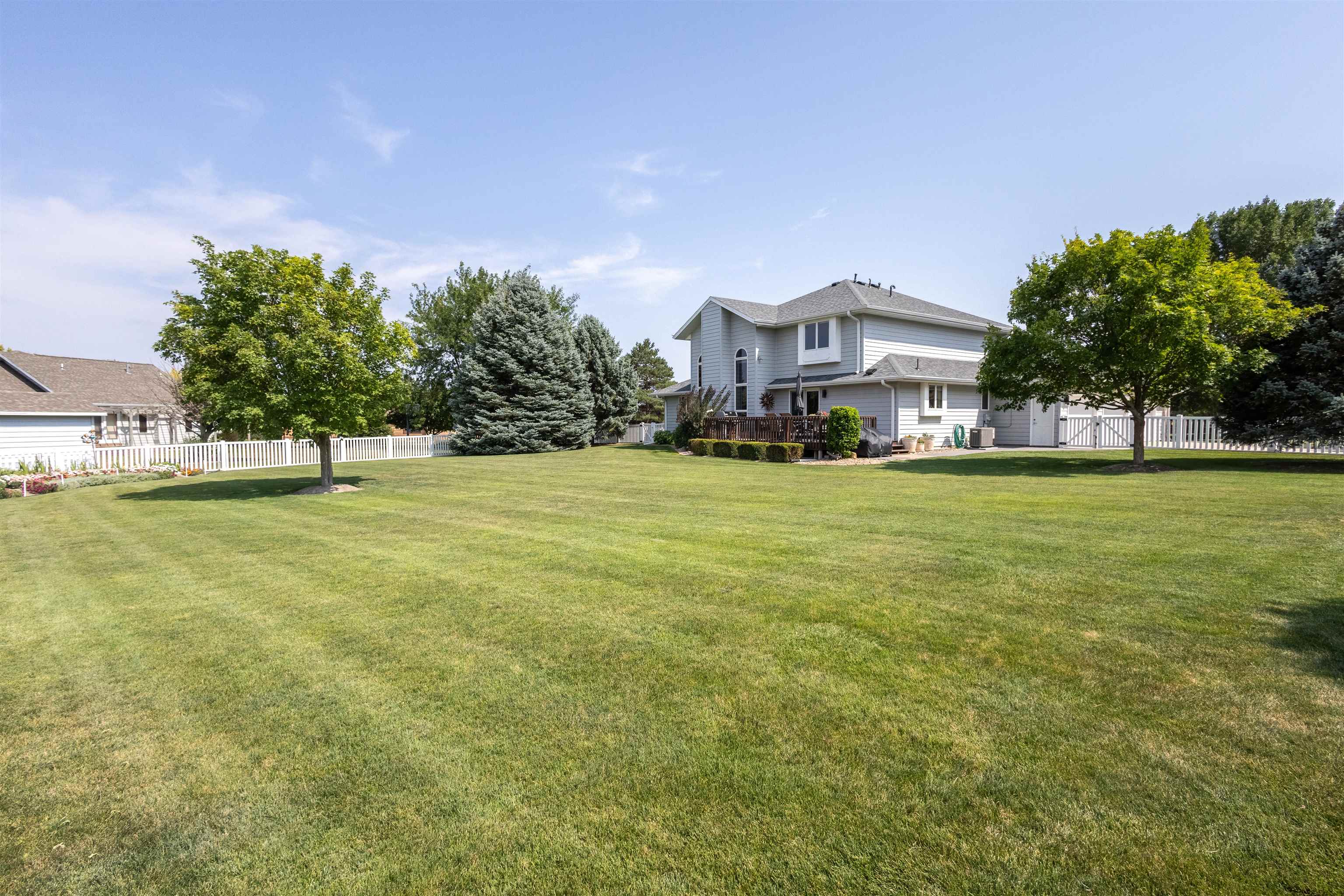 2607 W 43rd Street