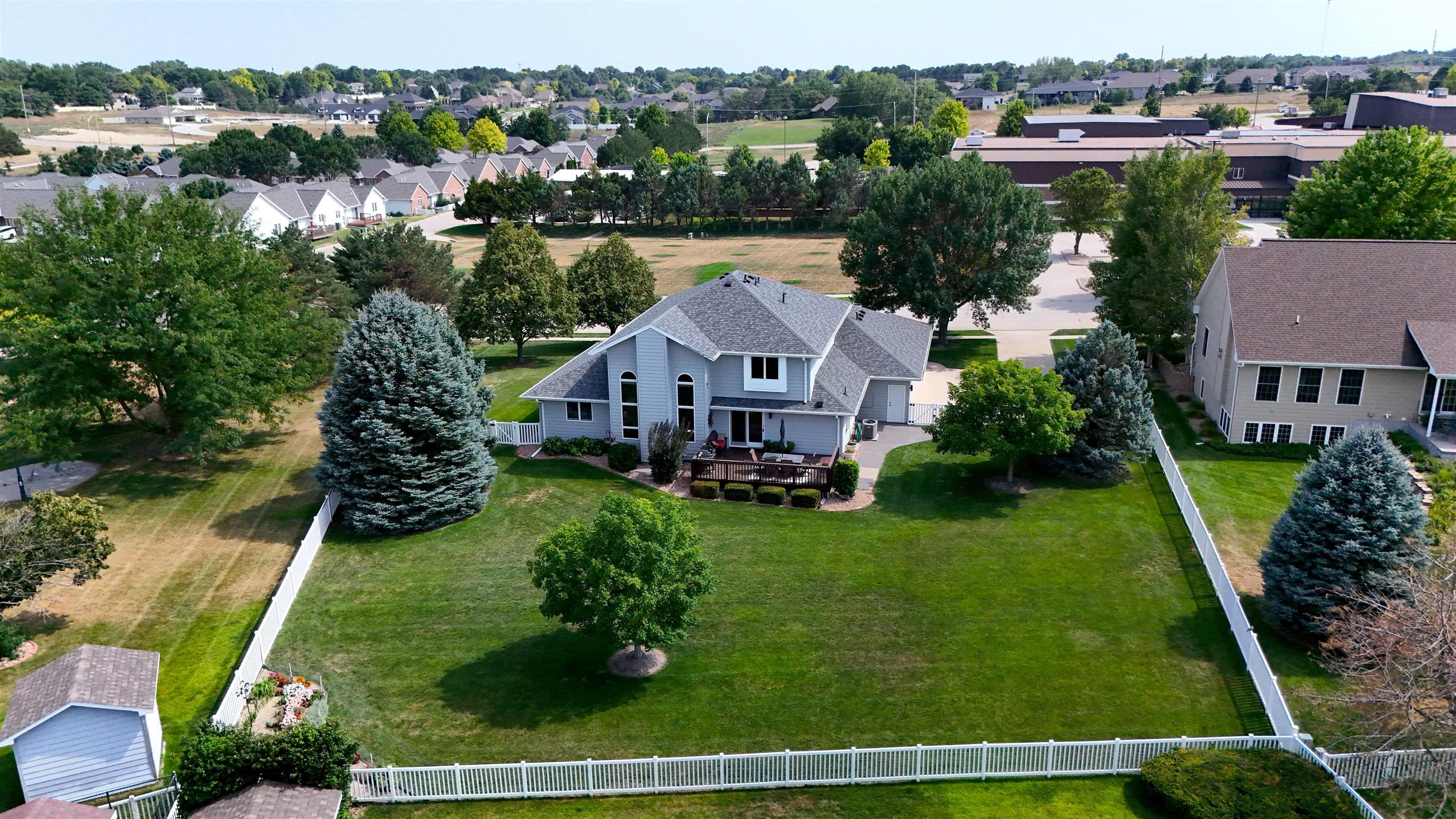 2607 W 43rd Street