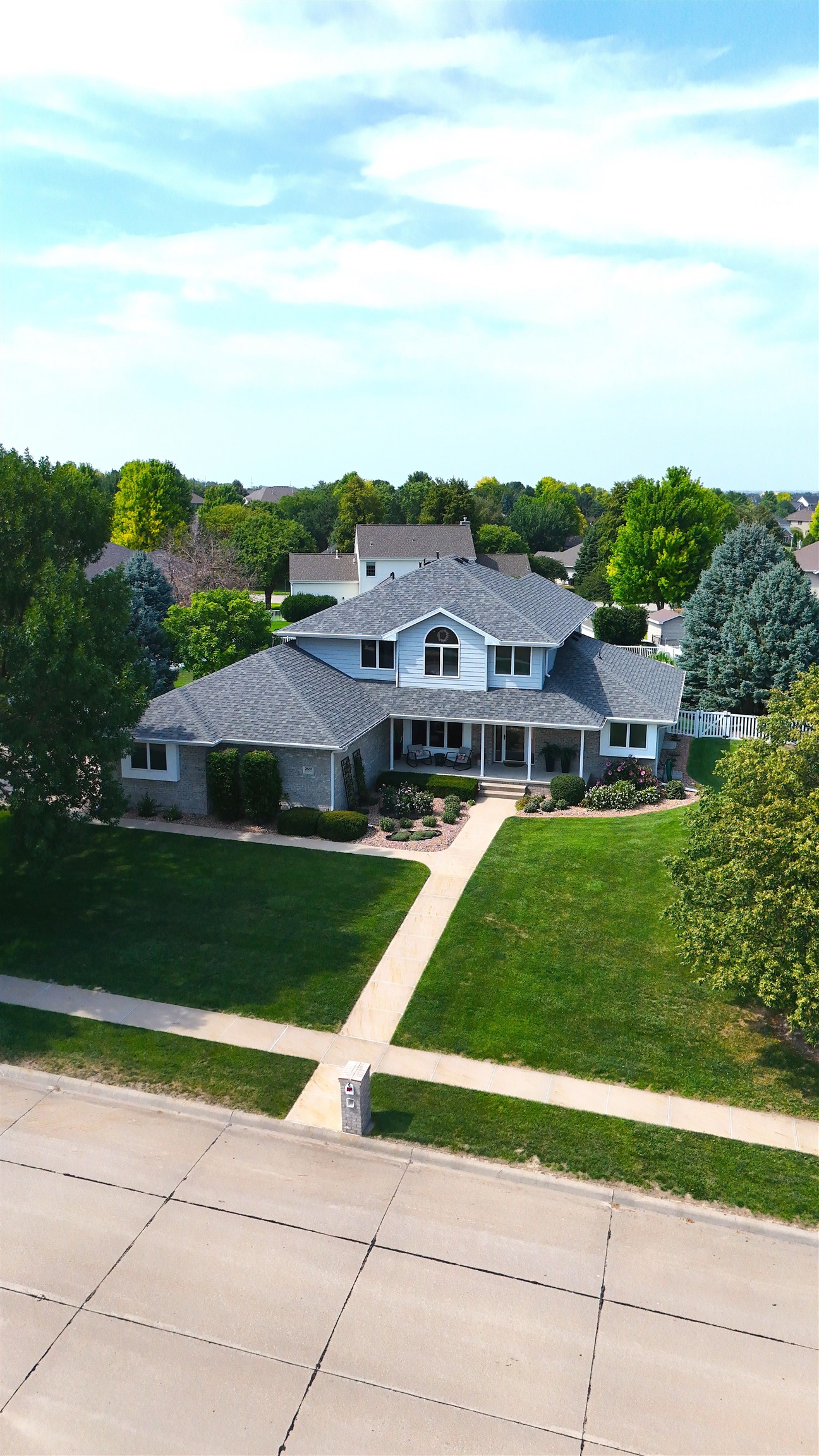 2607 W 43rd Street