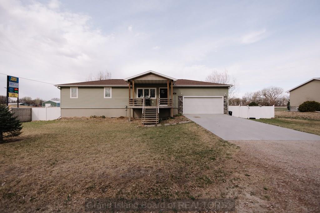 807 Country Acres Lane, St. Libory