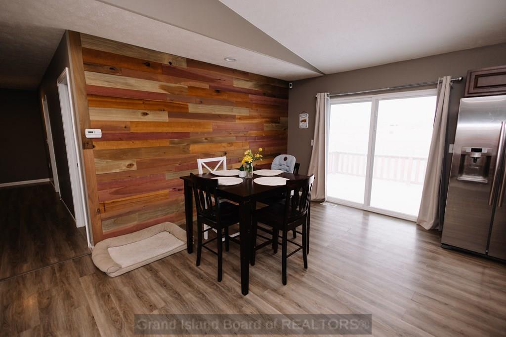 807 Country Acres Lane, St. Libory