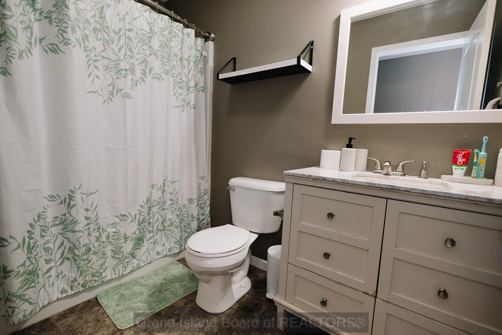 807 Country Acres Lane, St. Libory
