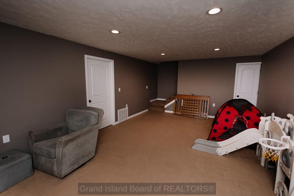 807 Country Acres Lane, St. Libory