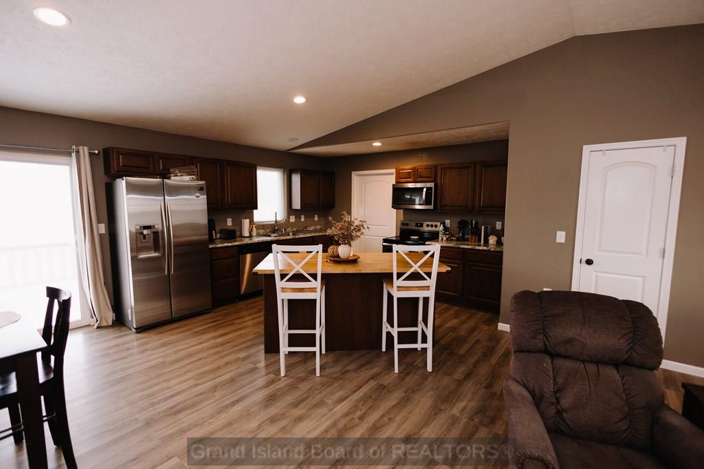 807 Country Acres Lane, St. Libory