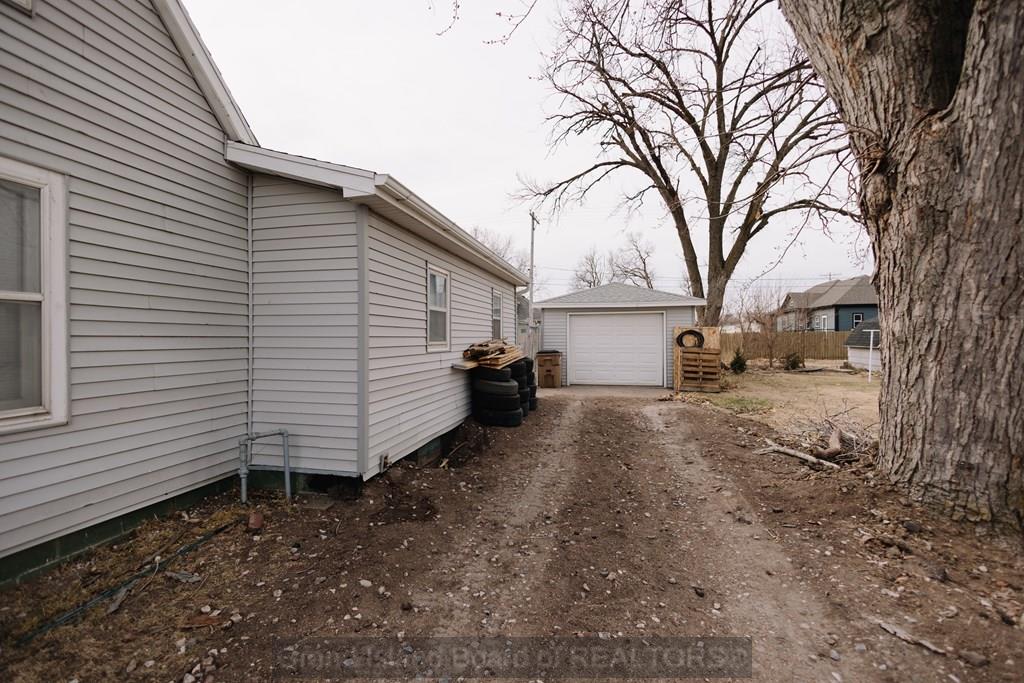 415 W Tenth Street