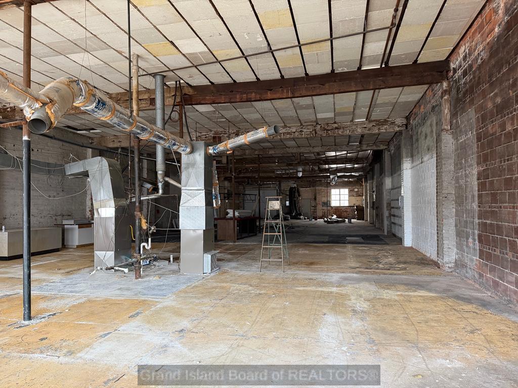 214 W 4th Street