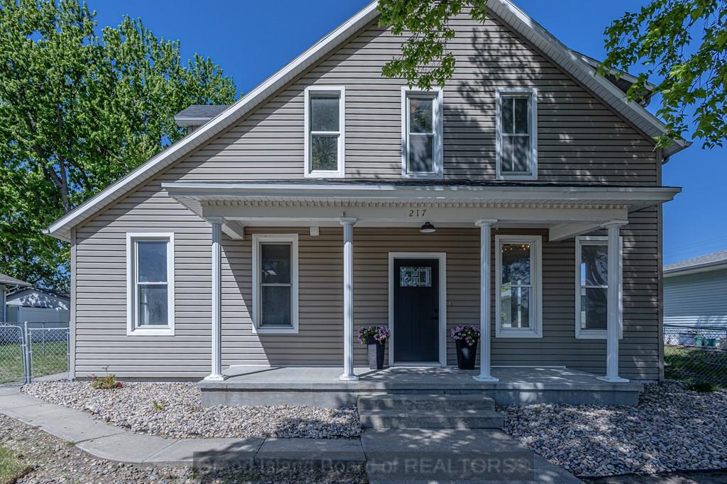 217 8th Street, St. Paul