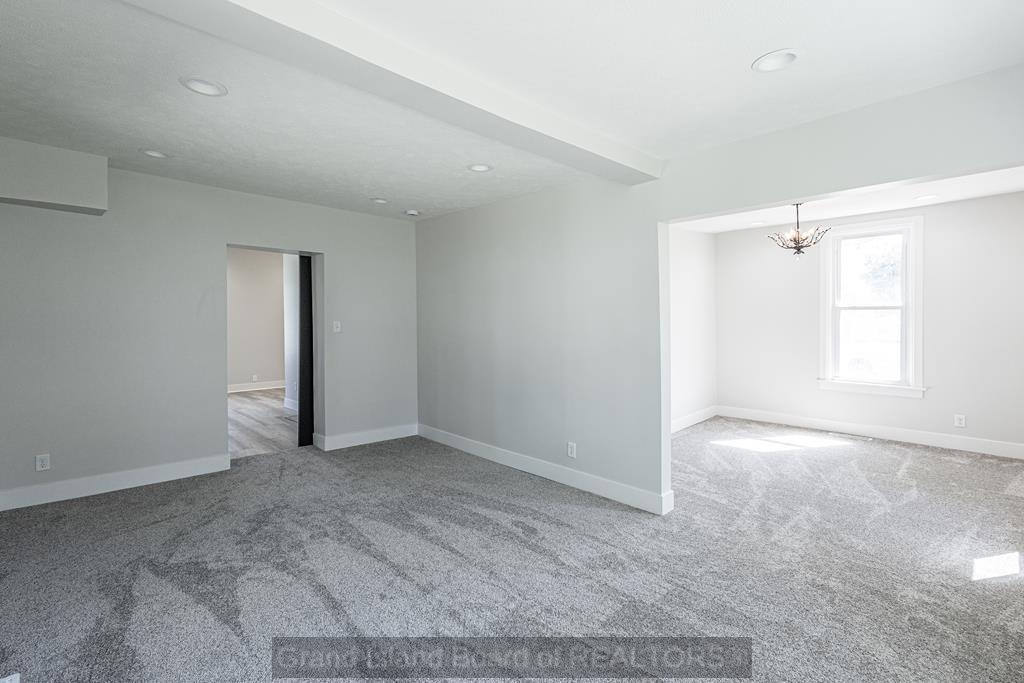 217 8th Street, St. Paul