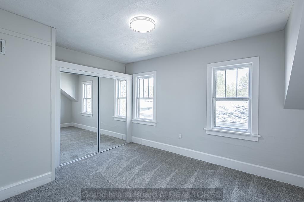 217 8th Street, St. Paul