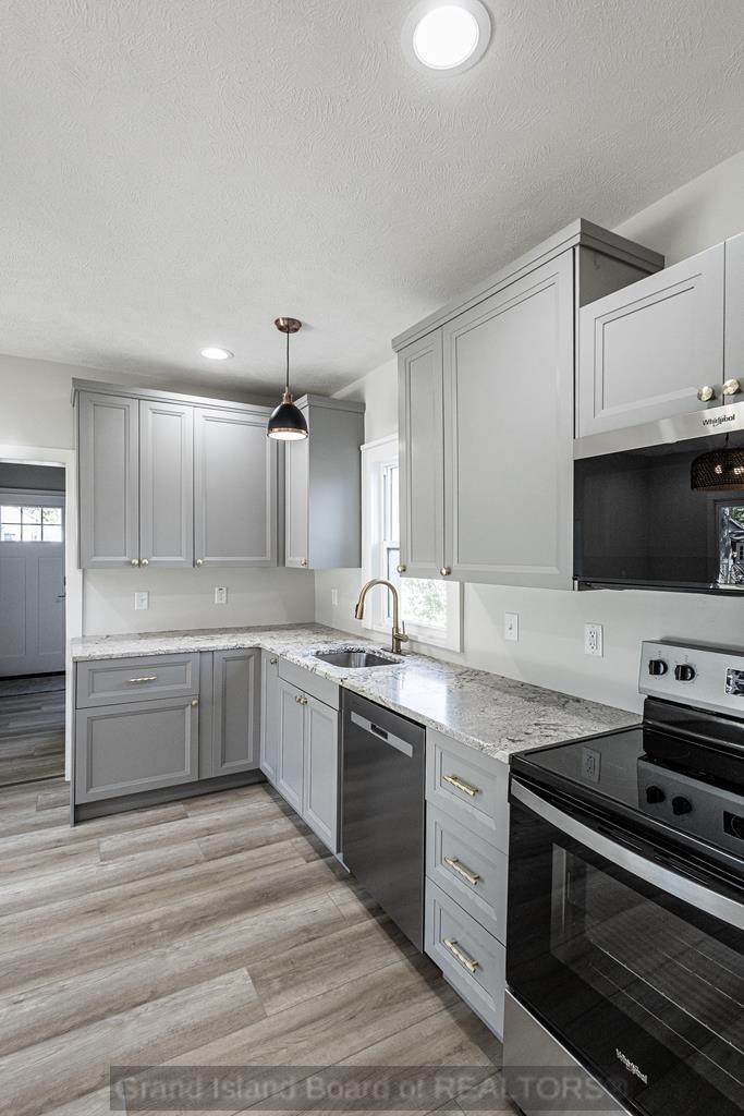 217 8th Street, St. Paul