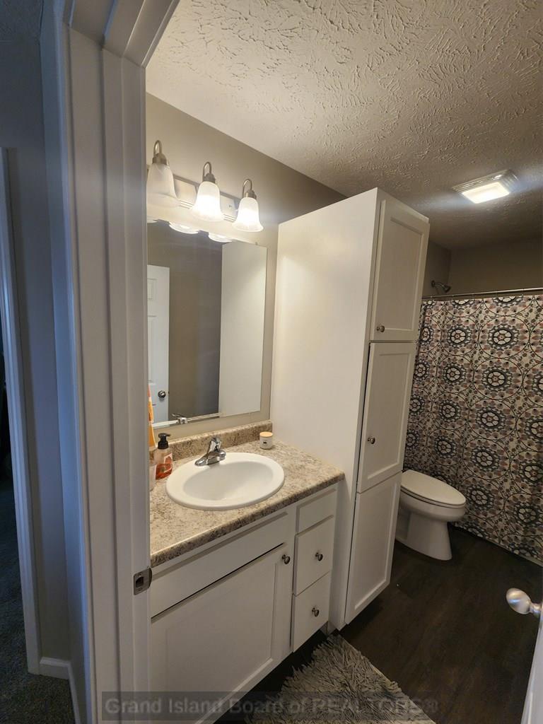 2612 Market Lane