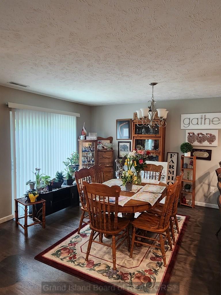 2612 Market Lane