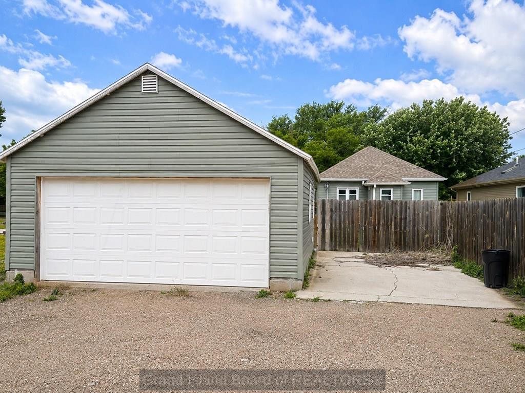 707 Sicily Avenue