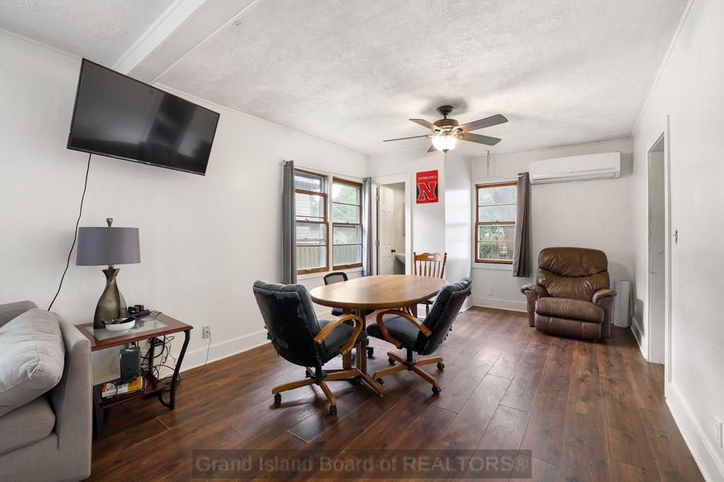 835 N Cedar Avenue