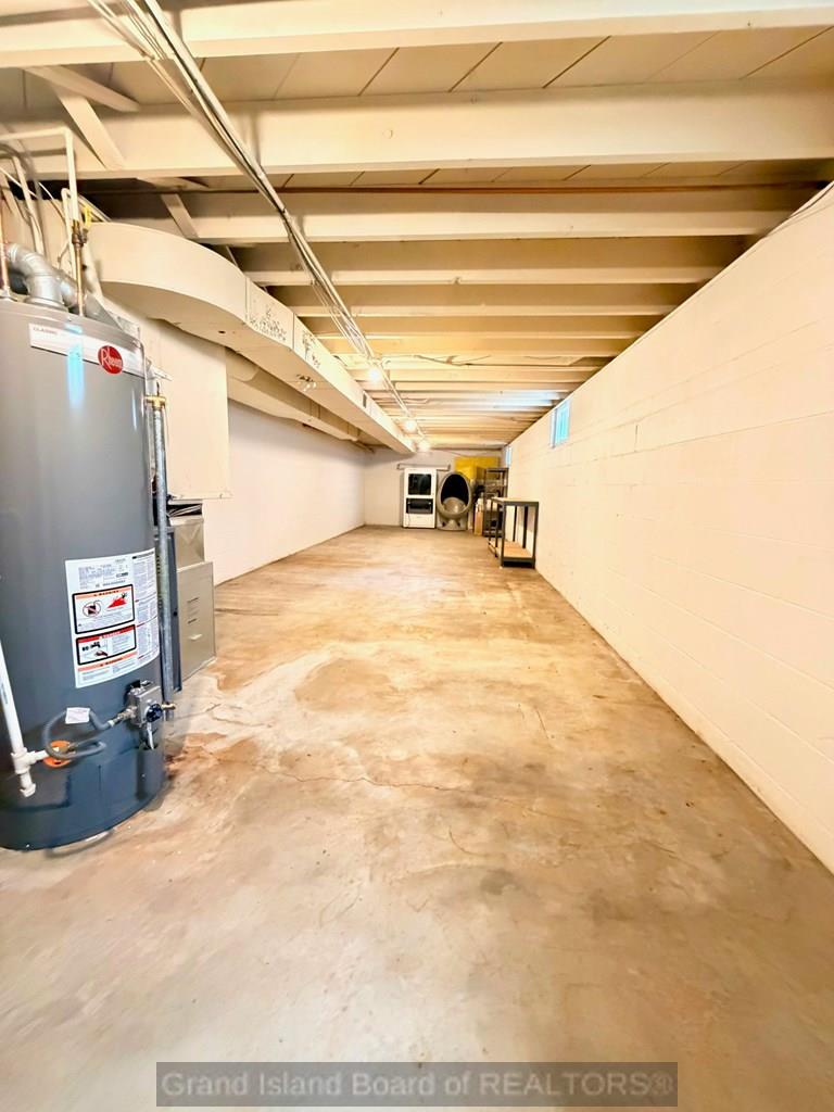 721 W 7th Street